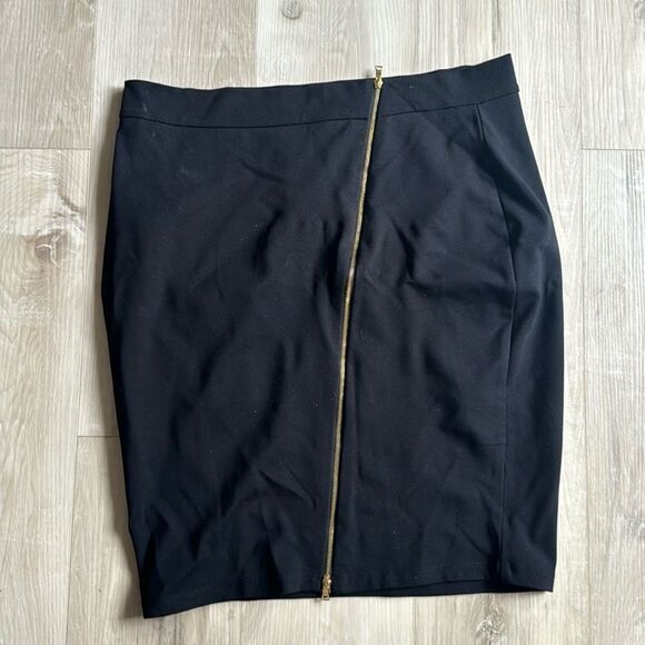 Forever 21 Full Zip Mini Skirt Size 2X - Picture 1 of 3